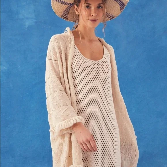 Elegant Cream Knit Swim Cover-Up - Picture 2 of 13
